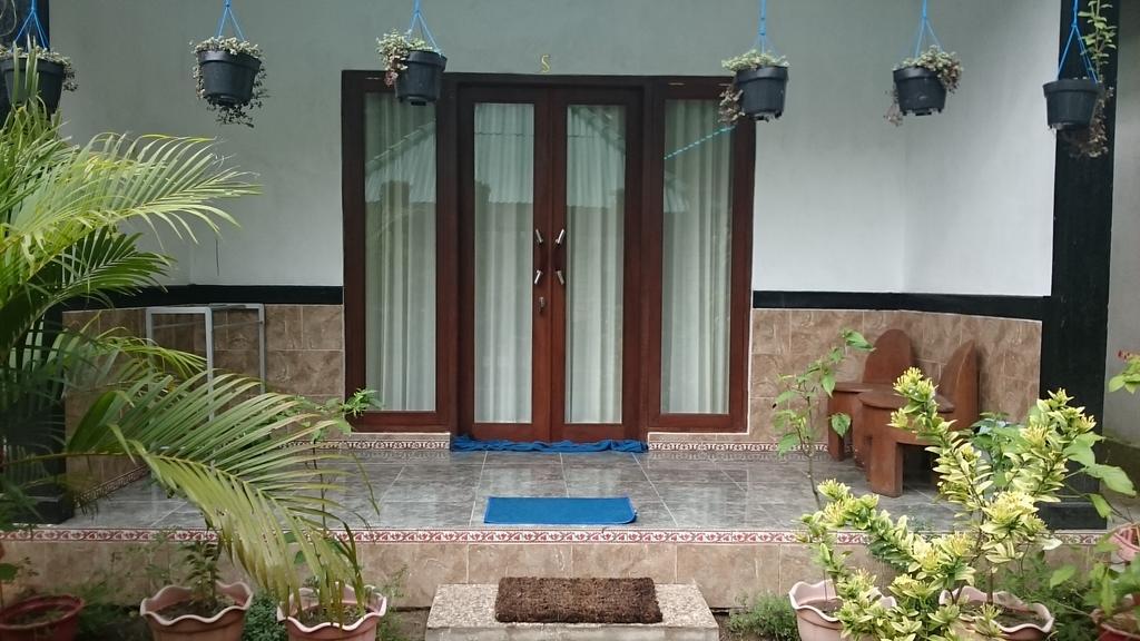 Jasmine Inn Нуса-Пеніда Екстер'єр фото